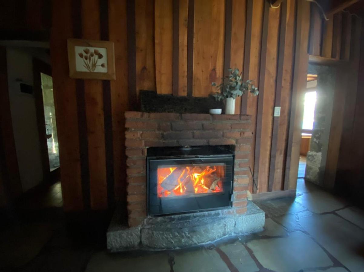 Casa De Campo Con Costa De Lago Casa de hóspedes San Carlos de Bariloche Exterior foto